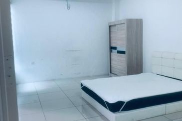 Ipoh Jalan Kuala Kangsar sunland fully furnished gated guarded 3 storey semi-d corner house for rent