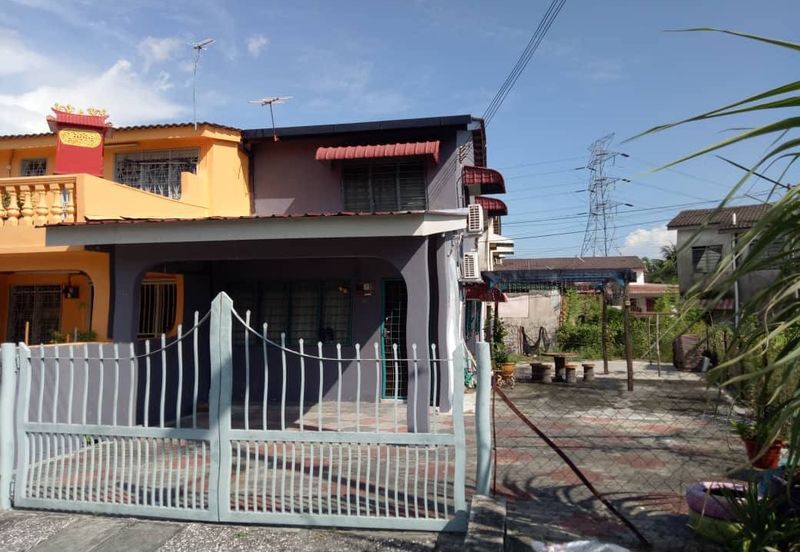 Ipoh pengkalan desa pakatan renovated 2 storey corner house for sale