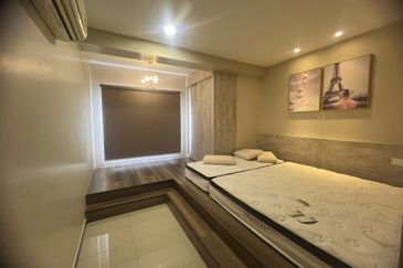 Manhattan Condominium