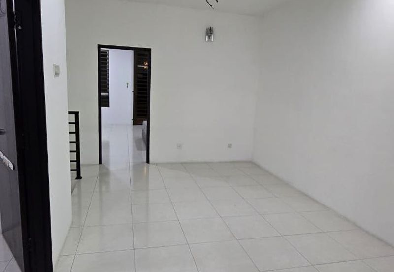 Ipoh pengkalan tiara fully furnished double storey house for rent