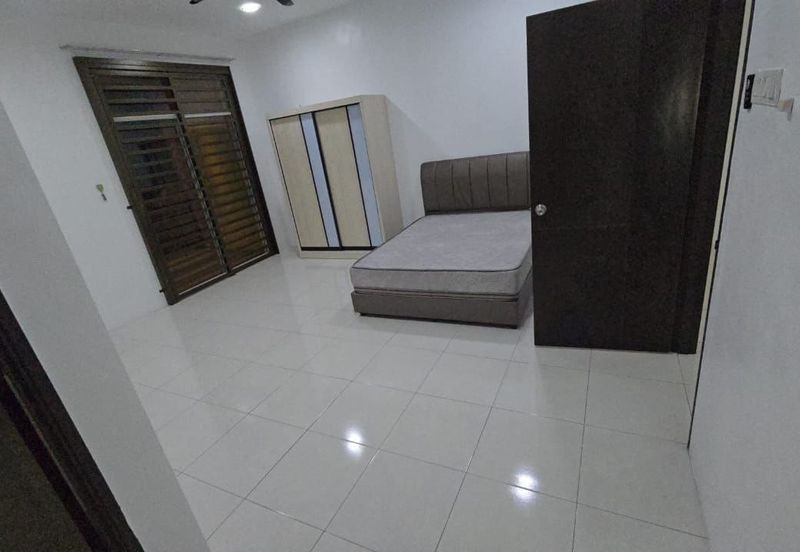 Ipoh pengkalan tiara fully furnished double storey house for rent