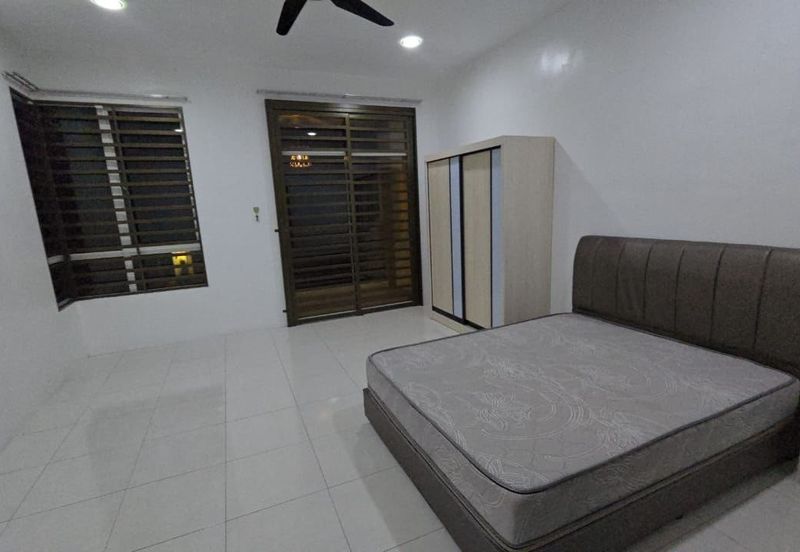 Ipoh pengkalan tiara fully furnished double storey house for rent