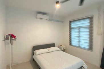 Ipoh meru chepor partial furnished double storey house for rent