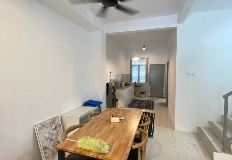 Ipoh meru chepor partial furnished double storey house for rent