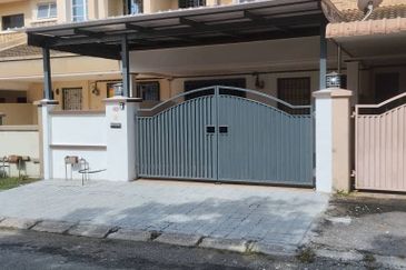 Ipoh garden east fully furnished renovated double storey house for rent