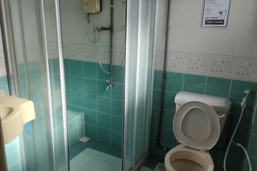 Ipoh garden east fully furnished renovated double storey house for rent