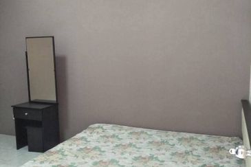 Ipoh pengkalan tiara partial furnished double storey house for rent