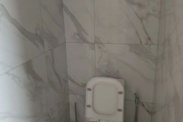 Ipoh canning garden taman chateau 2 sty bungalow house for rent