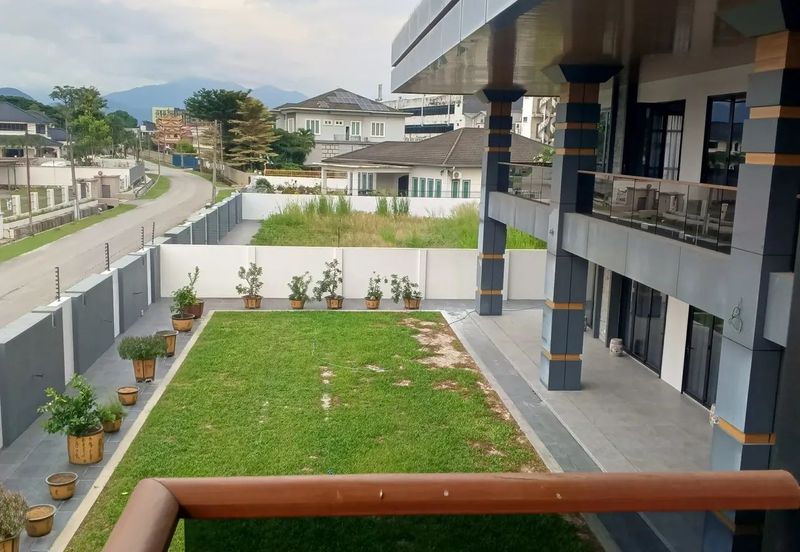 Ipoh canning garden taman chateau 2 sty bungalow house for rent