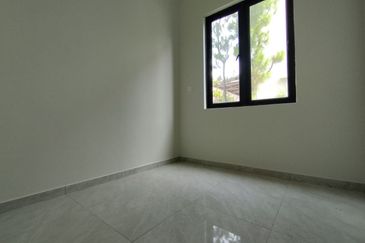 Ipoh pasir puteh taman sinfar 2 sty bungalow corner house for sale