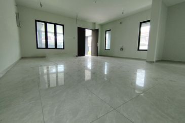 Ipoh pasir puteh taman sinfar 2 sty bungalow corner house for sale