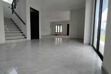 Ipoh pasir puteh taman sinfar 2 sty bungalow corner house for sale