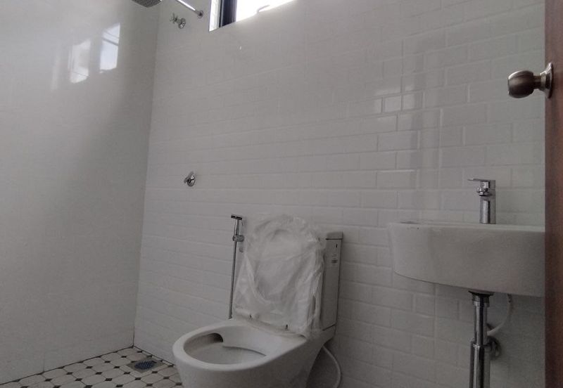 Ipoh pasir puteh taman sinfar 2 sty bungalow corner house for sale