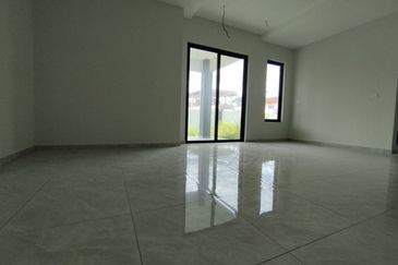 Ipoh pasir puteh taman sinfar 2 sty bungalow corner house for sale