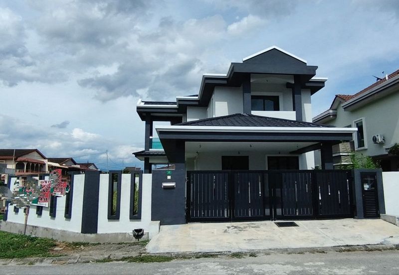Ipoh pasir puteh taman sinfar 2 sty bungalow corner house for sale