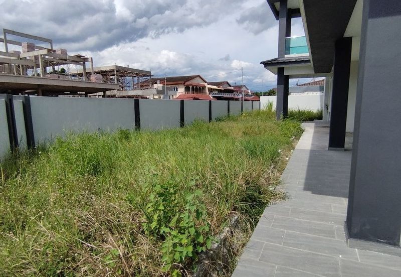 Ipoh pasir puteh taman sinfar 2 sty bungalow corner house for sale