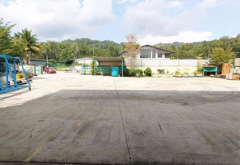 Ipoh lahat super big renovated heavy factory for rent