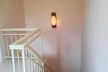 Ipoh meru impian fully furnished double storey corner house for rent