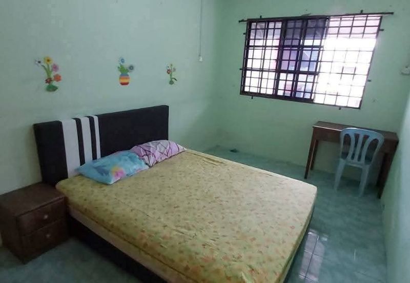 Ipoh taman cempaka fully furnished double storey house for rent
