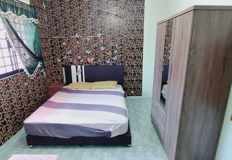 Ipoh taman cempaka fully furnished double storey house for rent