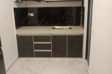 Ipoh garden Palazzo fully furnished gated guarded 2 rooms condo for rent