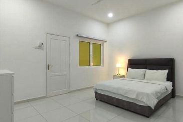 Ipoh botani beringin fully furnished  double storey corner house for rent