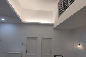 Ipoh botani beringin fully furnished  double storey corner house for rent