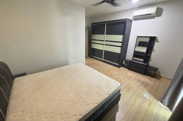 Ipoh lahat mines fully furnished  3 storey bungalow house for rent