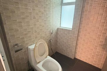 Ipoh lahat mines fully furnished  3 storey bungalow house for rent