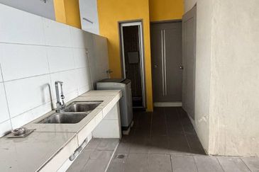 Ipoh lahat mines fully furnished  3 storey bungalow house for rent