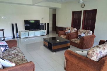 Ipoh bercham bandar baru putra fully furnished single storey corner house for rent