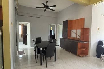 Ipoh desa tambun fully furnished corner unit condo for rent