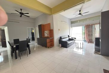 Ipoh desa tambun fully furnished corner unit condo for rent