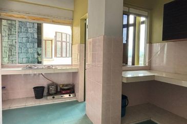 Ipoh desa tambun fully furnished corner unit condo for rent