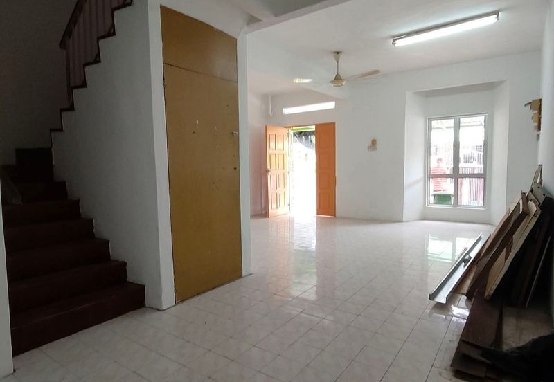 Ipoh menglembu falim taman mas double storey house for sale
