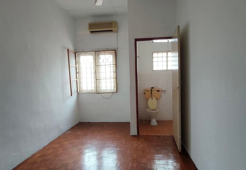Ipoh menglembu falim taman mas double storey house for sale