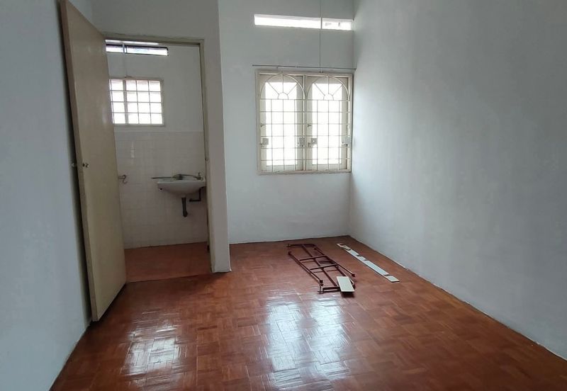 Ipoh menglembu falim taman mas double storey house for sale