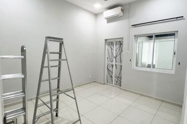 Ipoh botani beringin partial furnished 2 storey house for rent