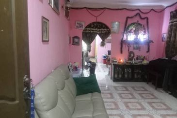 Ipoh buntong renovated single storey bungalow house for sale