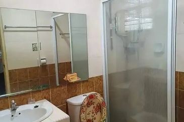 Ipoh sri klebang fully furnished renovated 2sty bungalow house for rent