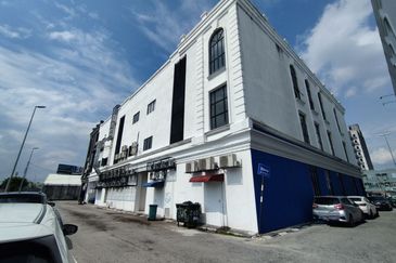 Ipoh simee bond square 3 storey shoplot for sale