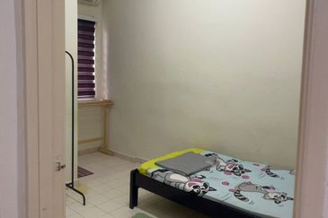 Ipoh bercham pakatan jaya fully furnished double storey house for rent