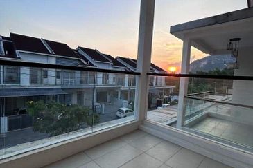 Ipoh tambun sanctuary fully furnished  double storey house for rent