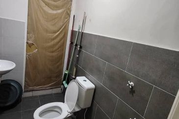 Perak batu gajah metro pengkalan fully furnished double storey house for rent