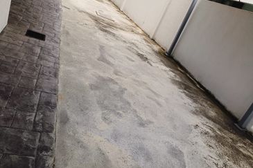 Ipoh lahat renovated super big double storey semi-d house for sale