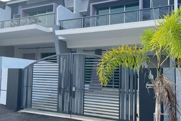 Ipoh lahat mossey hill double storey house for rent