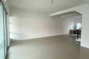 Ipoh lahat mossey hill double storey house for rent