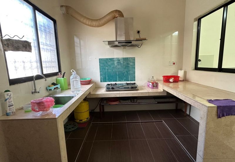 Ipoh garden east fully furnished renovated double storey house for rent