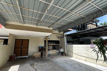 Ipoh garden east fully furnished renovated double storey house for rent