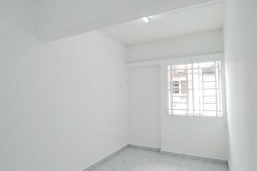 Ipoh Simpang Pulai renovated extended double storey house for sale